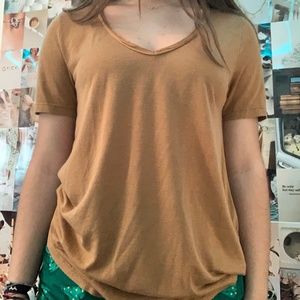 burnt orange v-neck tee
